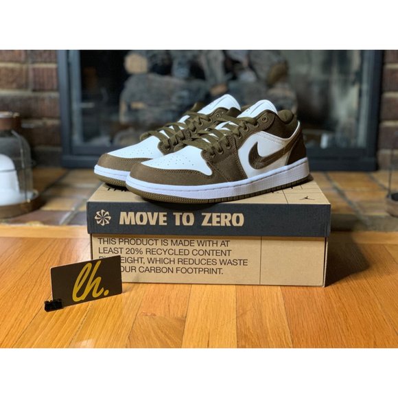 Size 10 W Air Jordan 1 Low “Light Olive” Athletic Sneakers DV0426-301 - Picture 2 of 5